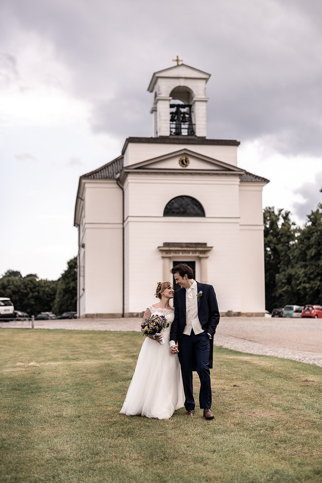 Bryllupsbillede ved Hørsholm Kirke