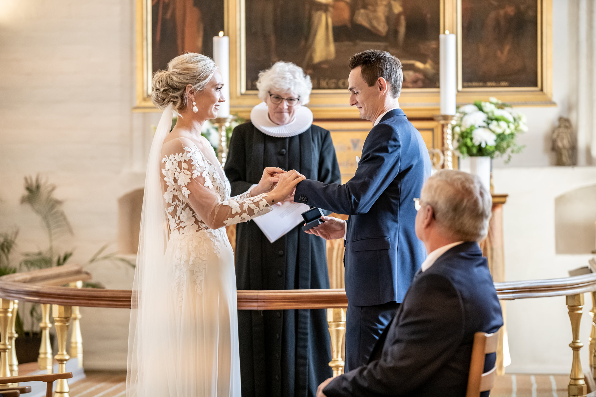 Bryllupsbilleder på Amalienborg Slotsplads i København