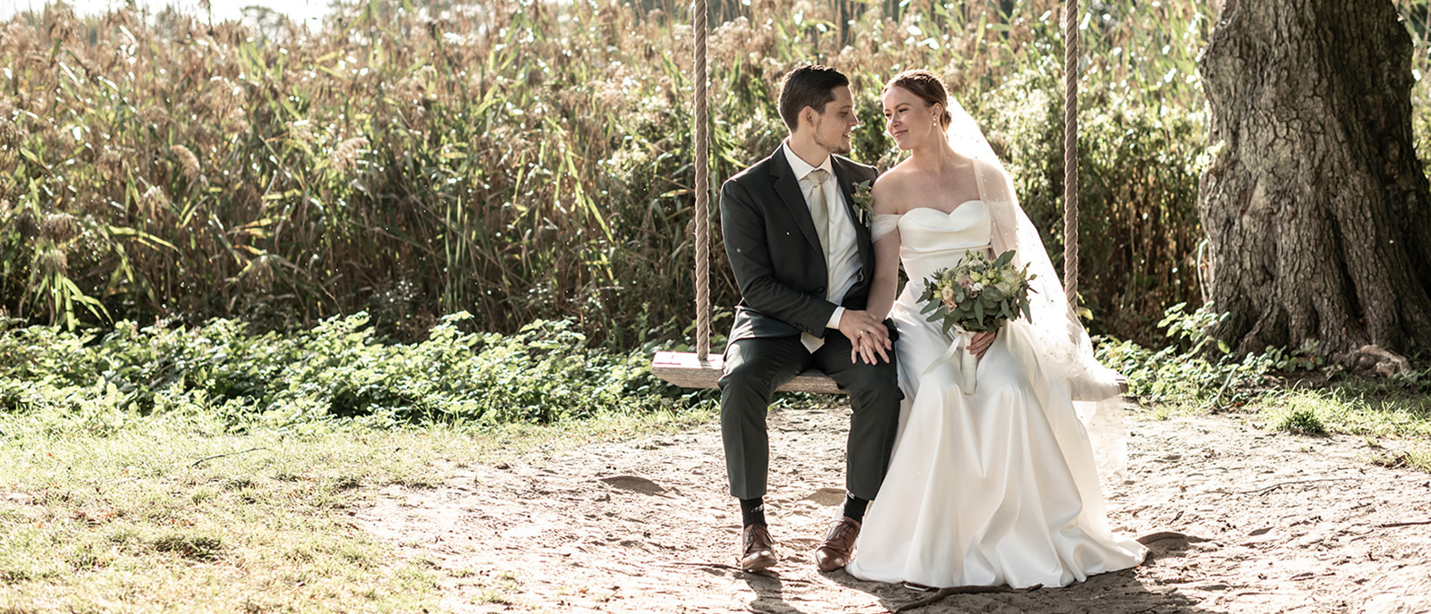 Bryllup på Holckenhavn Slot på Fyn - Bryllupdbilleder - bryllupsfotograf Loveknots